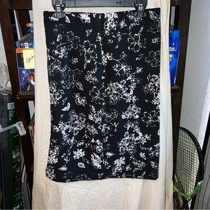 Black & White Flower Pencil Skirt